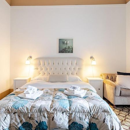 Elephant'S Smile B&B Катания Екстериор снимка