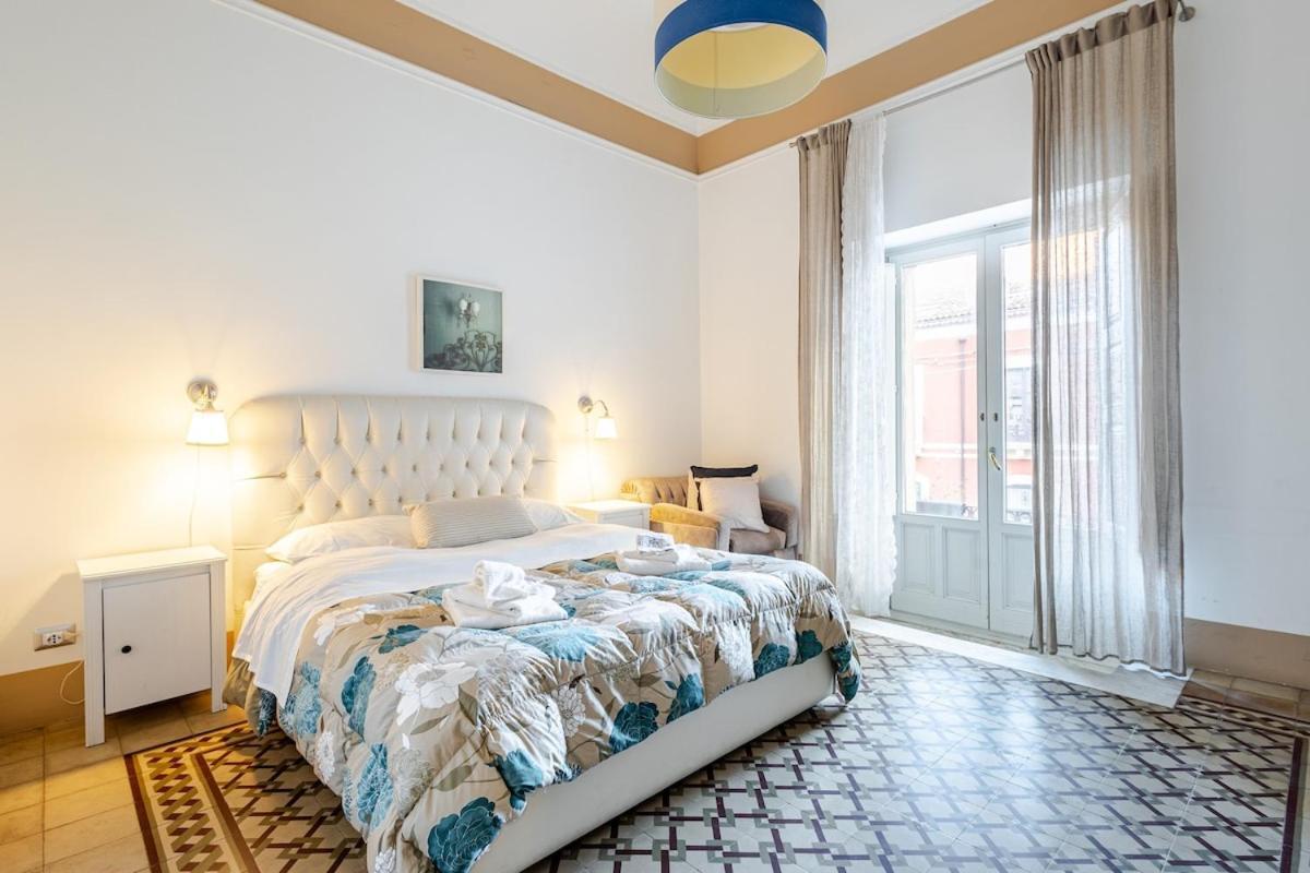 Elephant'S Smile B&B Катания Екстериор снимка